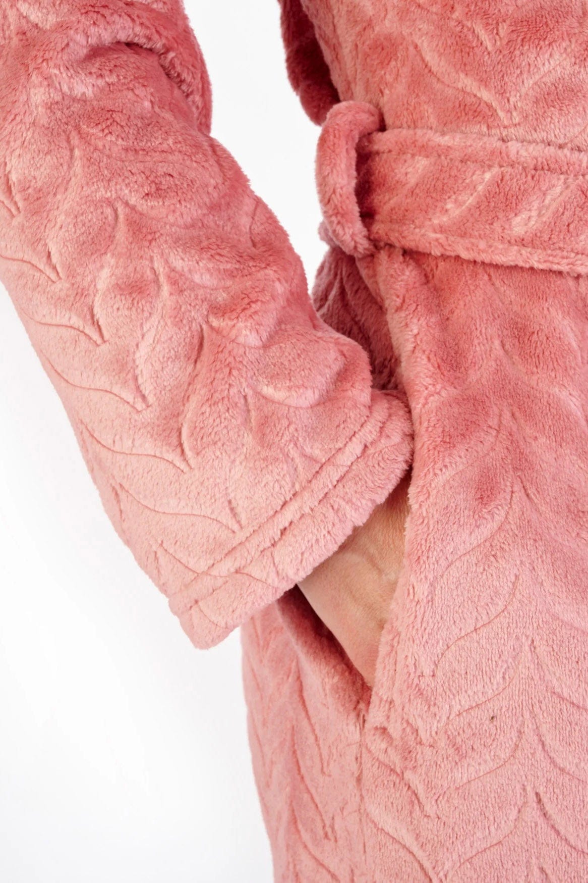 Slenderella Embossed Pattern Fleece 46 Inch Dressing Gown - Pink