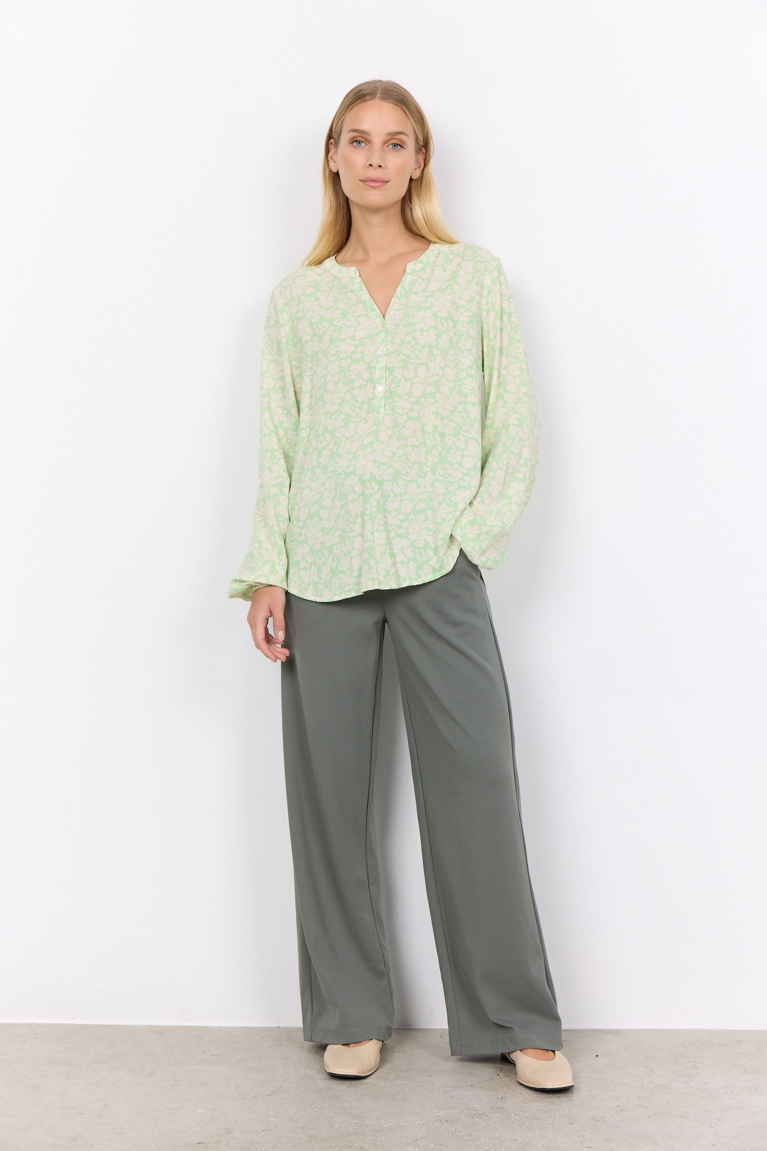 Soya Concept Adisa Floral Print Blouse - Bright Green Combi