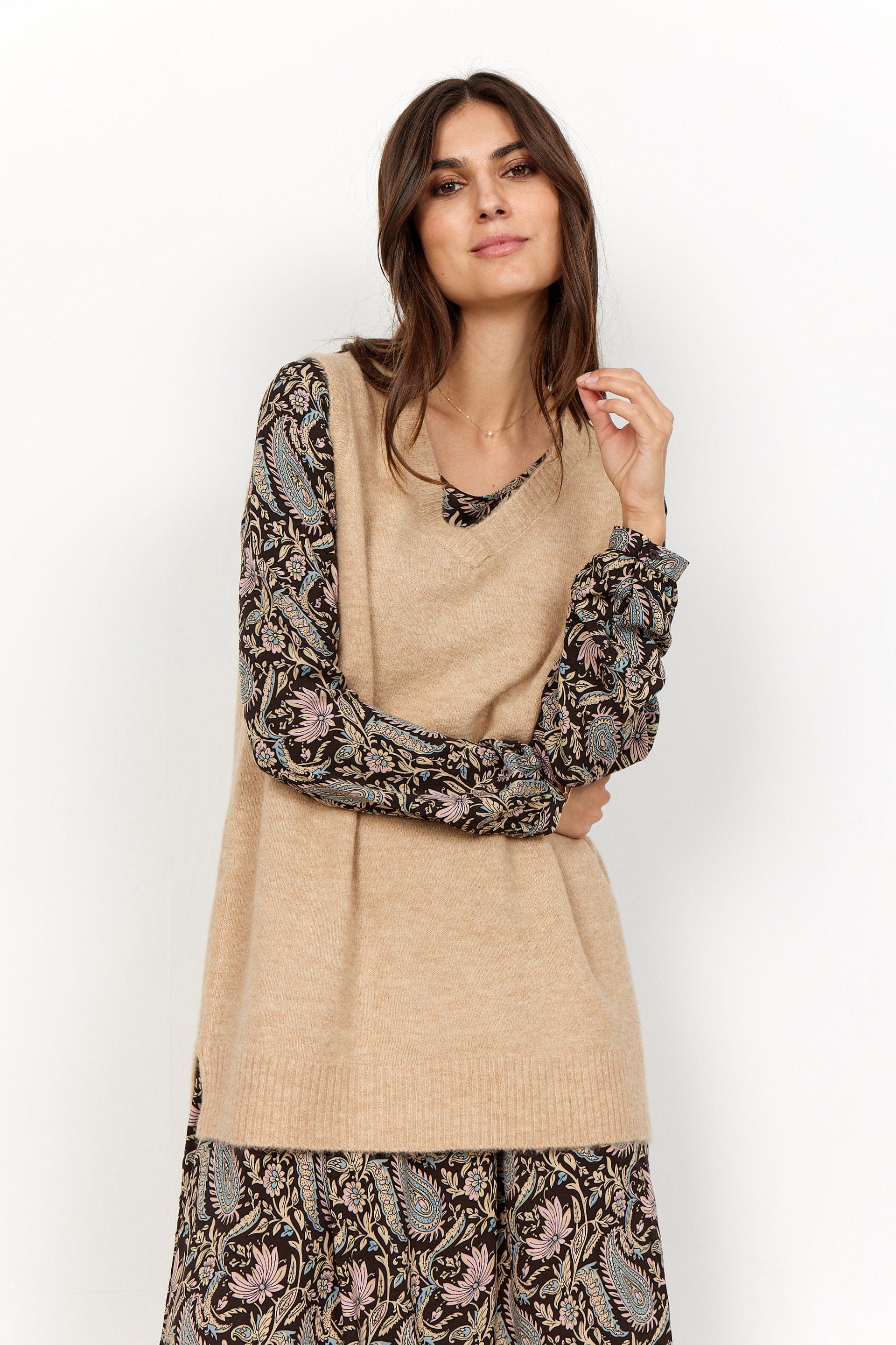 Soya Concept Nessie Longline Sleeveless Jumper - Sand Melange