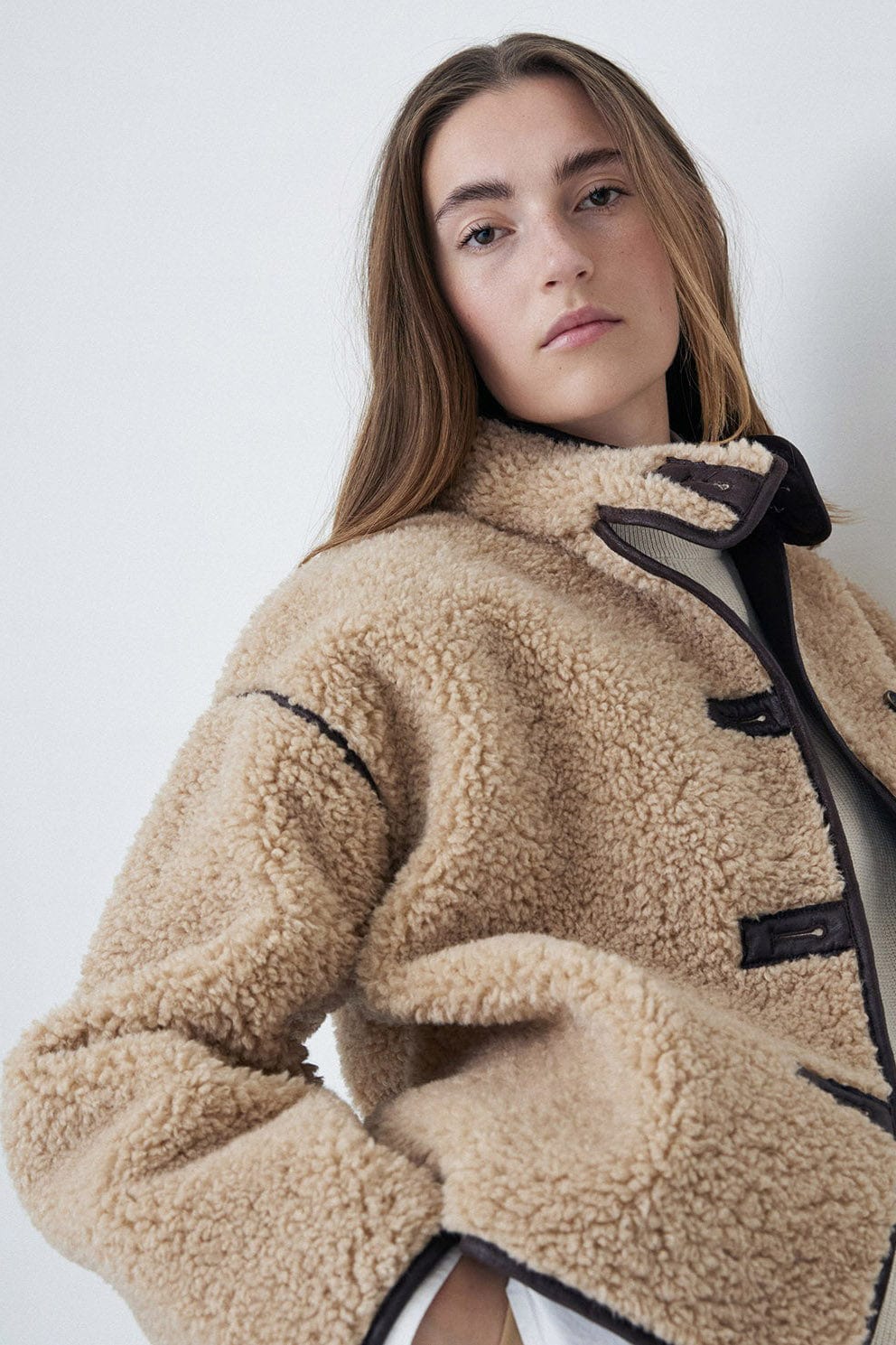 Yerse Shearling Coat - Beige